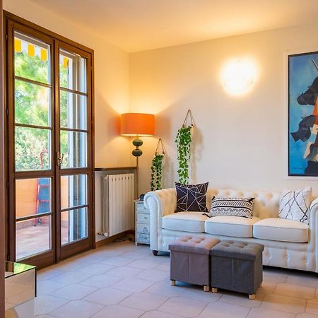 La Casa Sul Porto - Italian Homing Lejlighed Sirmione Eksteriør billede