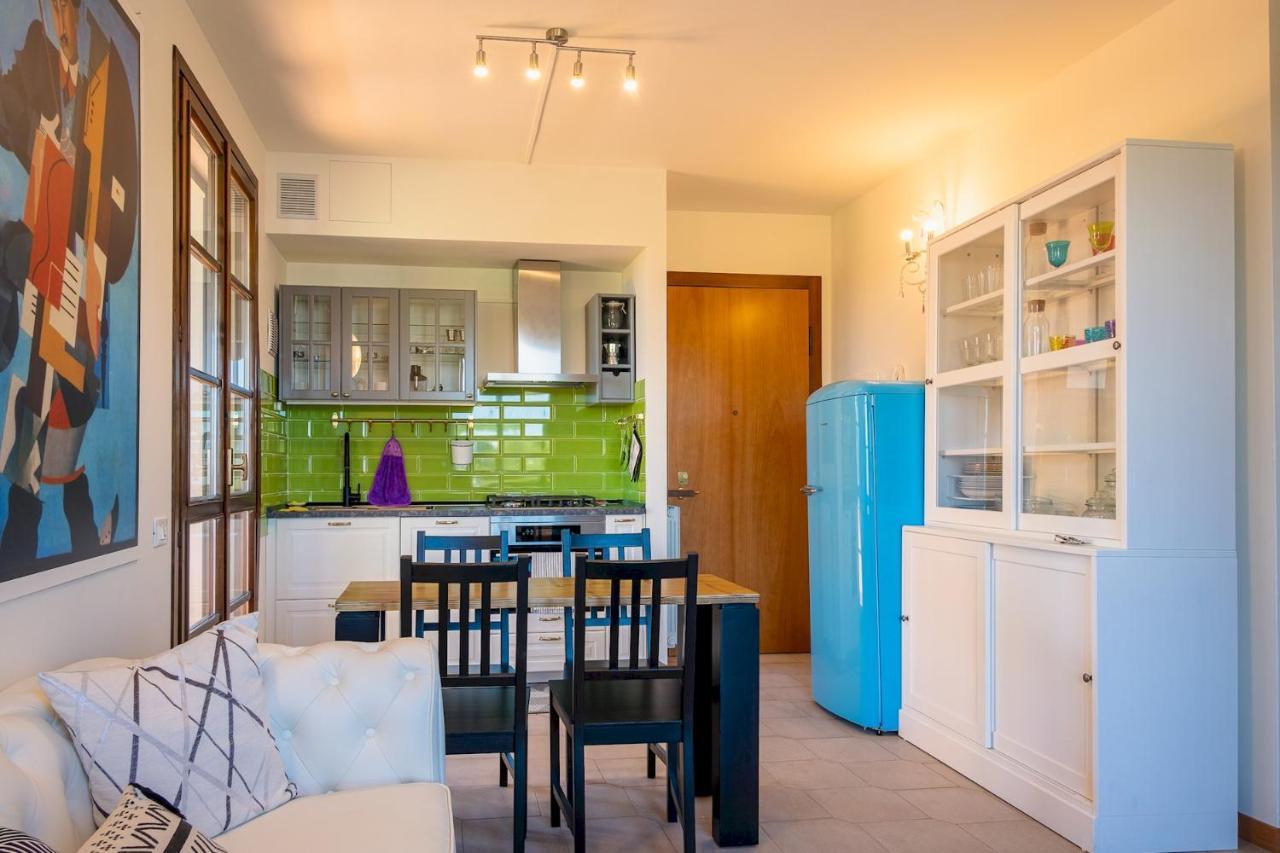 La Casa Sul Porto - Italian Homing Lejlighed Sirmione Eksteriør billede