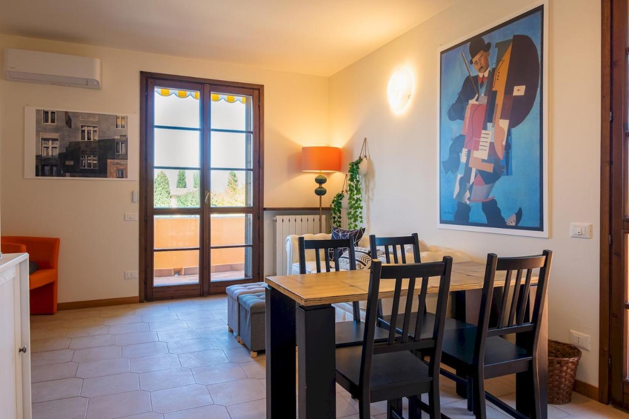 La Casa Sul Porto - Italian Homing Lejlighed Sirmione Eksteriør billede